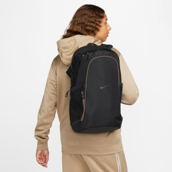 Ruksak Nike Sportswear Essentials 20L ''Black''