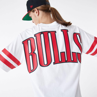 Kratka majica New Era NBA Chicago Bulls Arch Graphic Oversized ''White''